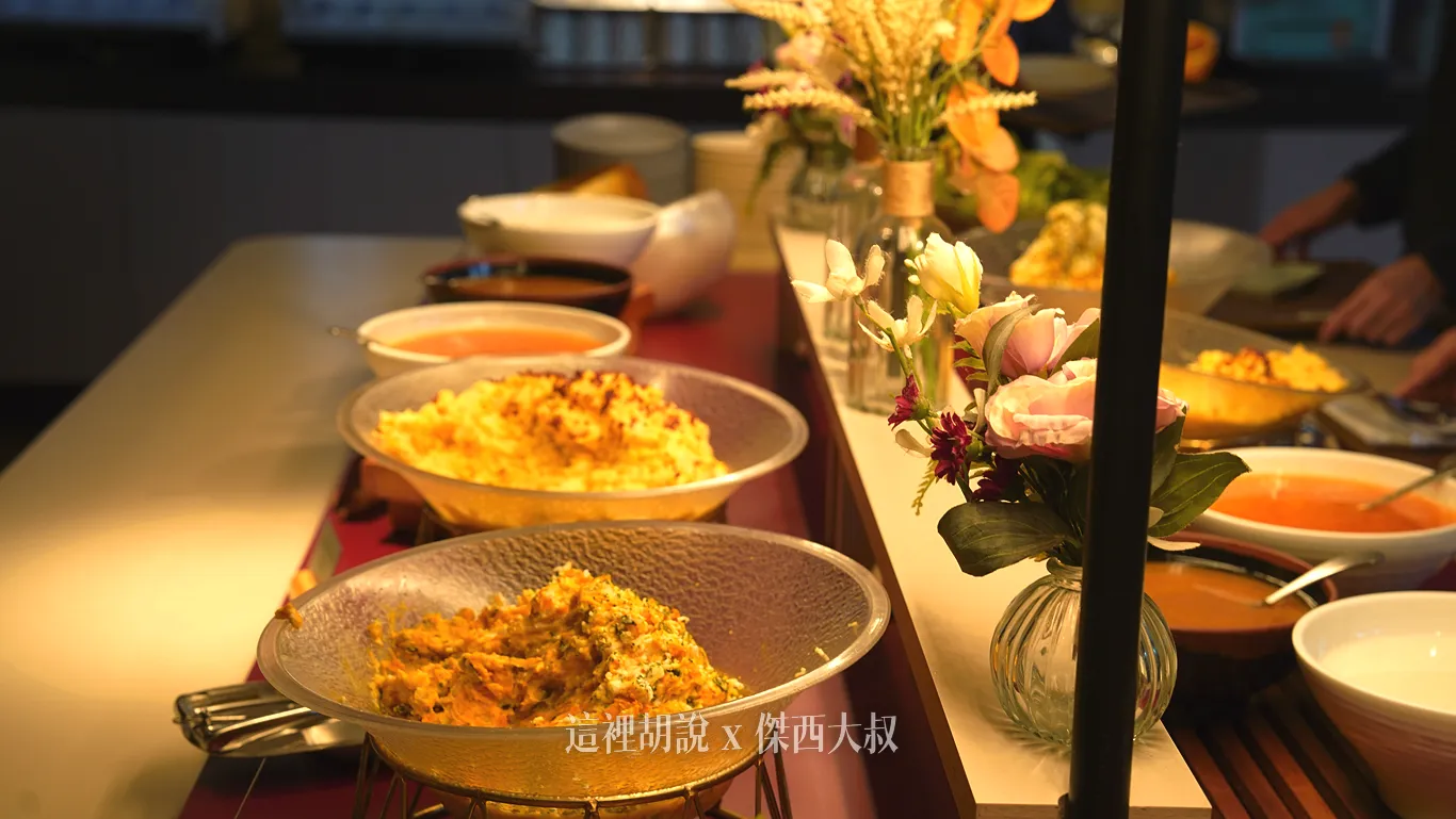 還有傑西很愛的馬鈴薯沙拉跟南瓜沙拉 還有傑西很愛的馬鈴薯沙拉跟南瓜沙拉