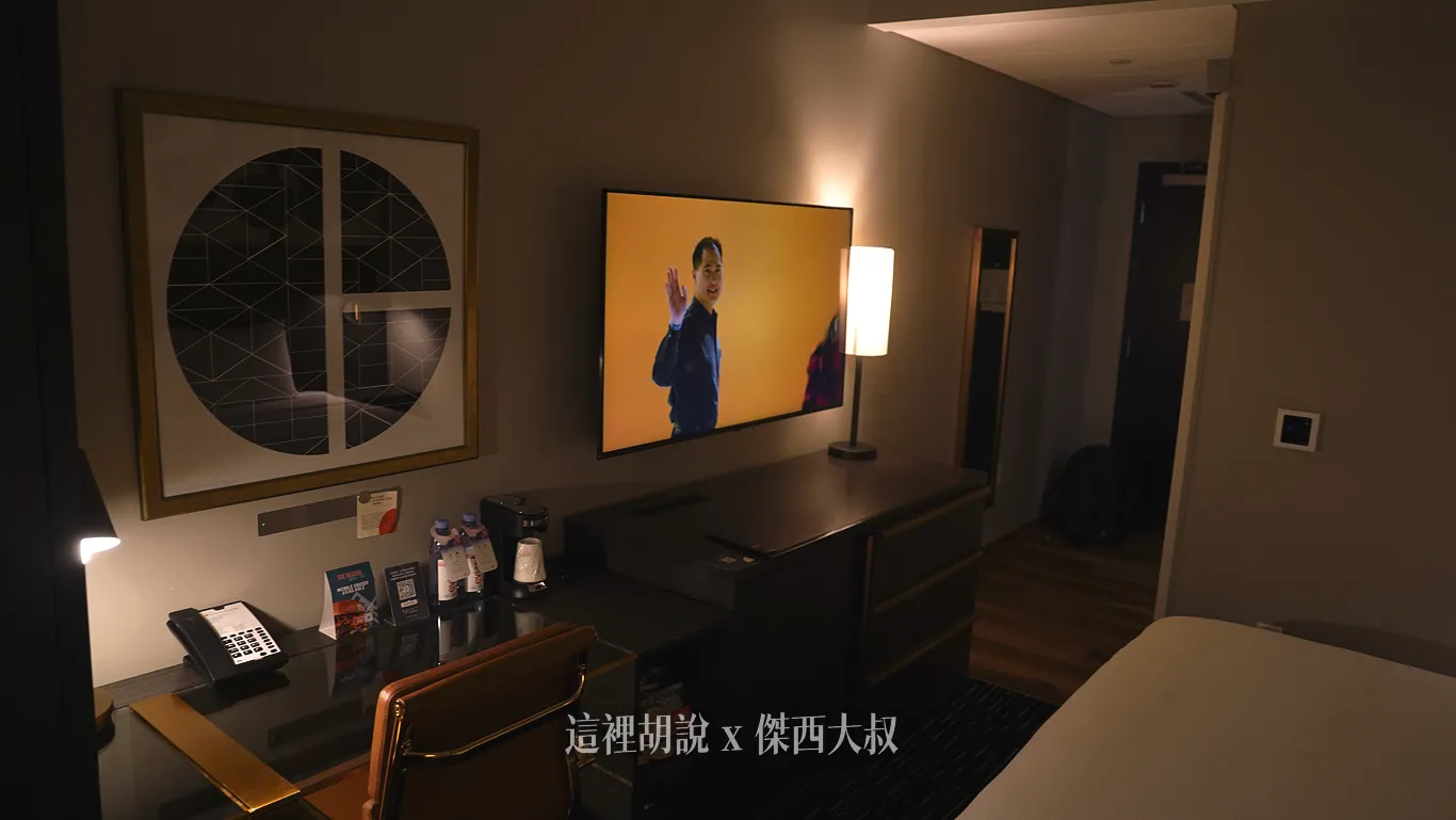 沙發視角（電視不能調整位置）