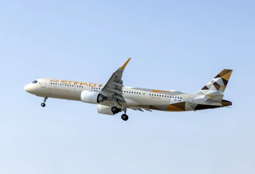 阿提哈德航空 (Etihad Airways) 創下每日300個客運航班的里程碑 - 這裡胡說 JL TALKS