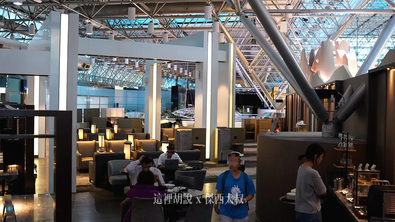 整體的空間就是照片看到這個區域