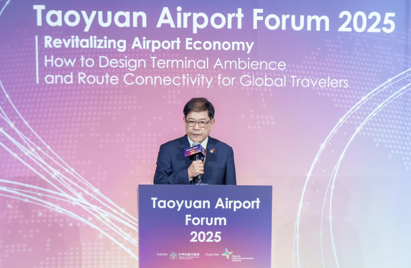 機場公司董事長楊偉甫表示，桃園機場北登機廊廳預計今年底啟用，新設施採綠建築與智慧化管理，大幅提升營運效率與旅客服務品質。