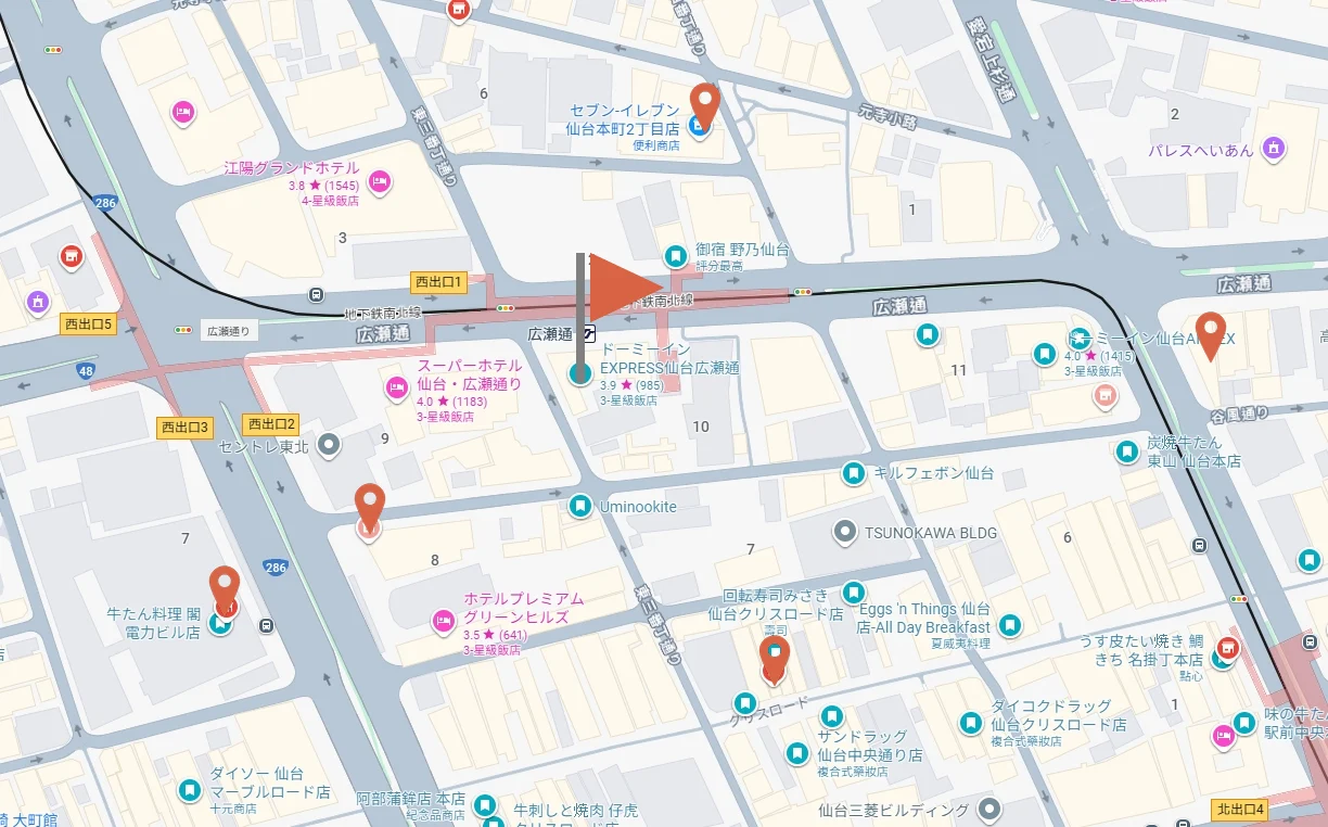 飯店附近都有便利商店，需要走一小段路