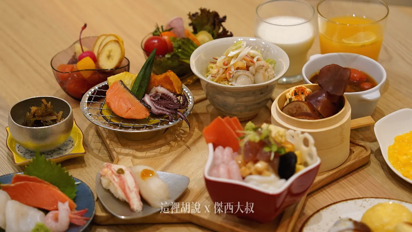 餐廳內提供了豐盛的早餐