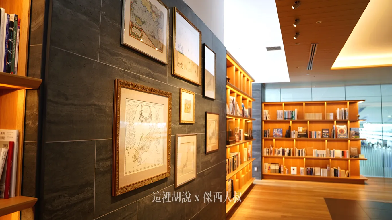 新千歲機場 國際線非管制區 CAFE SKY LIBRARY  提供三明治及飲料  龍騰/PP/LOUNGE KEY 兩小時時限的圖書館咖啡廳值不值得去？：特別收藏