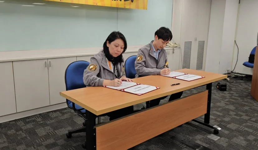 台灣虎航與工會簽訂團體協約 交通部次長、民航局長親臨見證 - 這裡胡說 JL TALKS