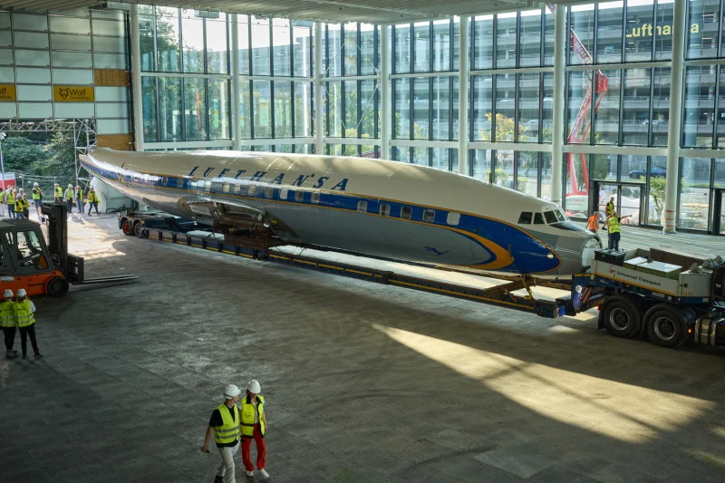 慶祝百年 歷史名機 Ju 52 與 Super Star 於「漢莎航空集團一號機棚」組裝完成：關於 Super Star
