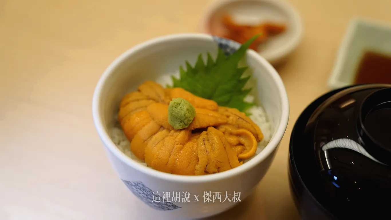 因為這一次因為想要多吃幾種菜色，點的是小碗