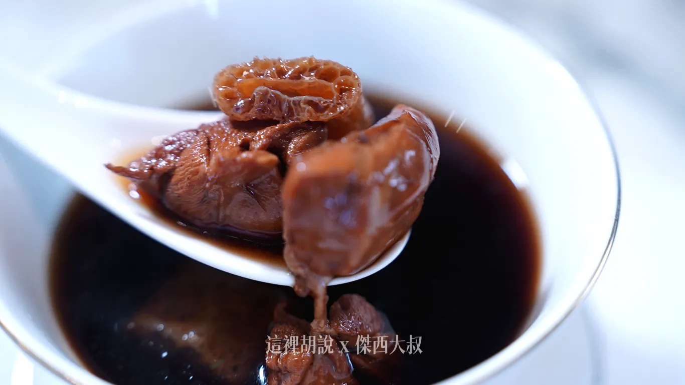桂丁雞不柴,還保持他鮮嫩的肉質 桂丁雞不柴,還保持他鮮嫩的肉質
