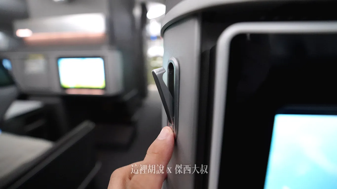 衣物掛扣