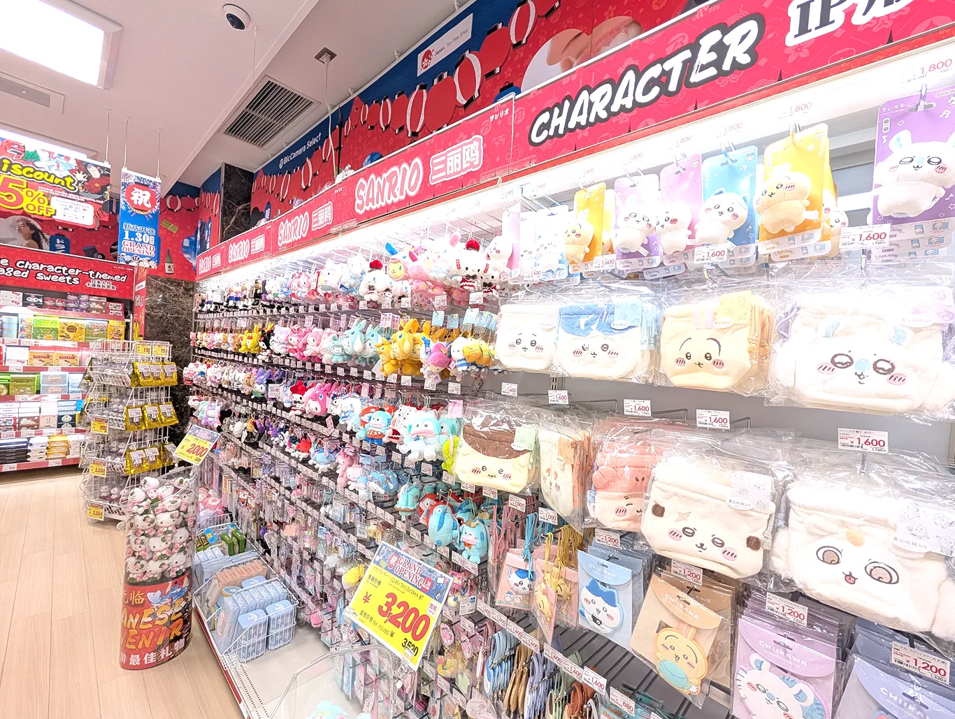 北海道 BicCamera Select 札幌狸小路店 新店正式開幕 開箱店內販售商品：店內陳設