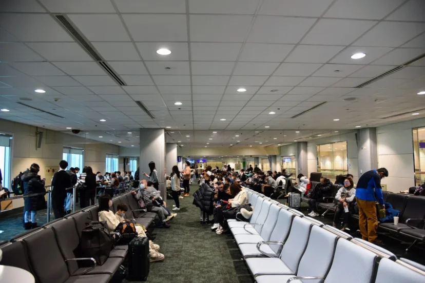 首日『日本入境事先確認』五航班 順暢完成近千名旅客入境流程 赴日旅遊更加快速便利 - 這裡胡說 JL TALKS 首日『日本入境事先確認』五航班 順暢完成近千名旅客入境流程 赴日旅遊更加快速便利 - 這裡胡說 JL TALKS