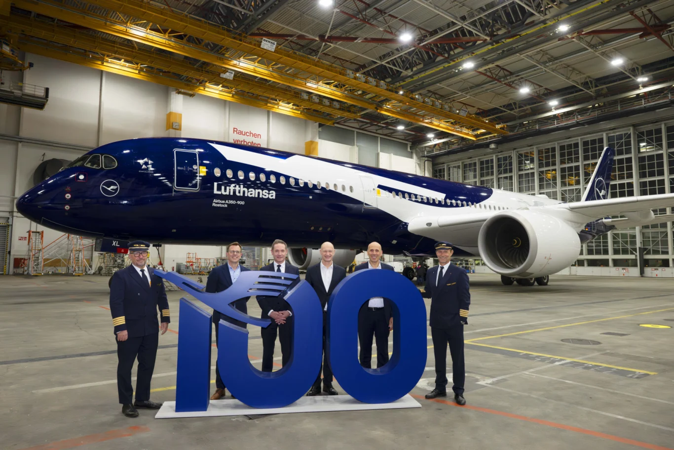 漢莎航空完成復古塗裝A321 以歷史悠久的復刻『洛克希德超級星座號』展現百年飛行風采：慕尼黑轉運中心的藍色空中巴士 A350-900