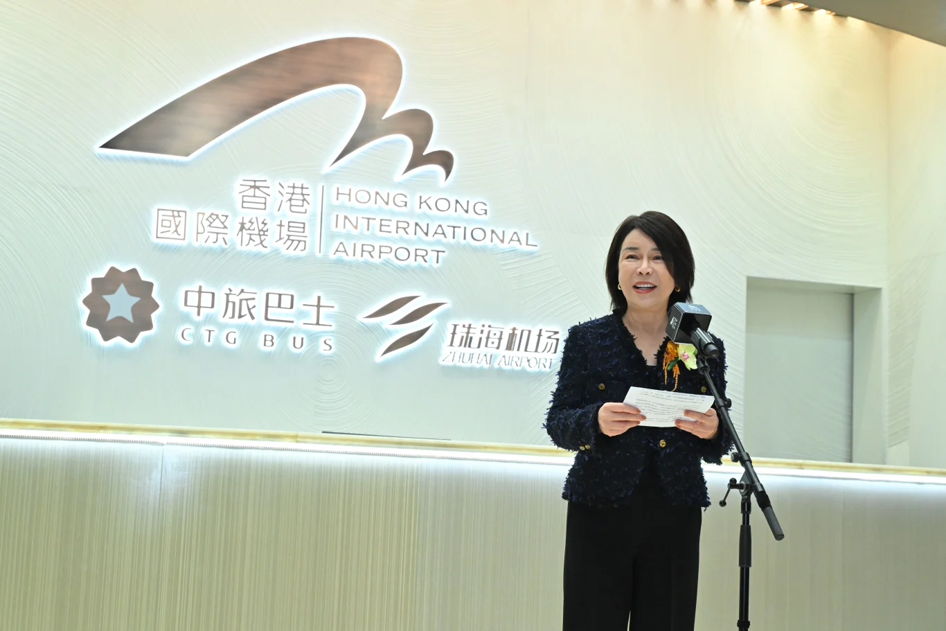 香港機場機管局行政總裁李佳蕙表示，未來會繼續拓展多式聯運服務，吸引更多大灣區旅客使用香港國際機場出行。