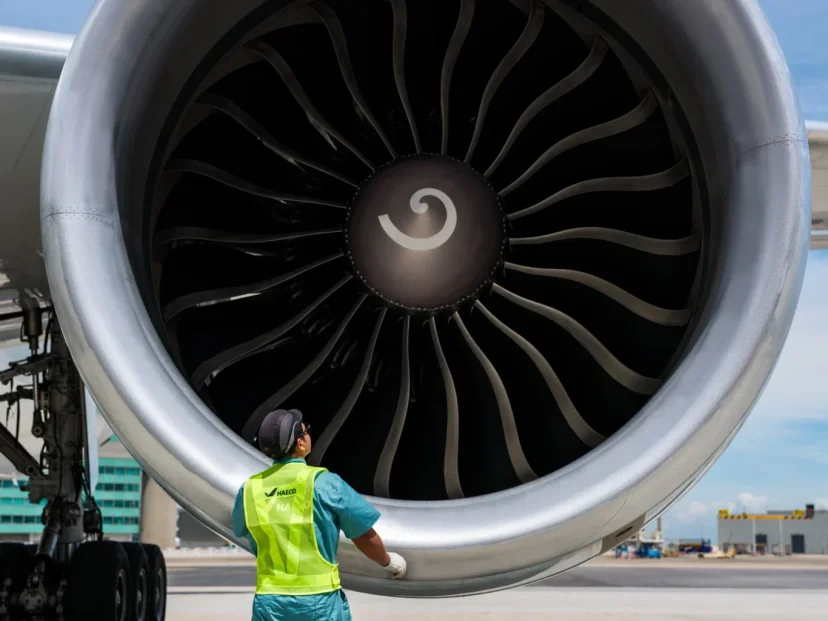 2026新加坡航空展:港機集團宣布與沙烏地阿拉伯航空簽署 GE90 發動機維修支援協議 - 這裡胡說 JL TALKS 2026新加坡航空展:港機集團宣布與沙烏地阿拉伯航空簽署 GE90 發動機維修支援協議 - 這裡胡說 JL TALKS