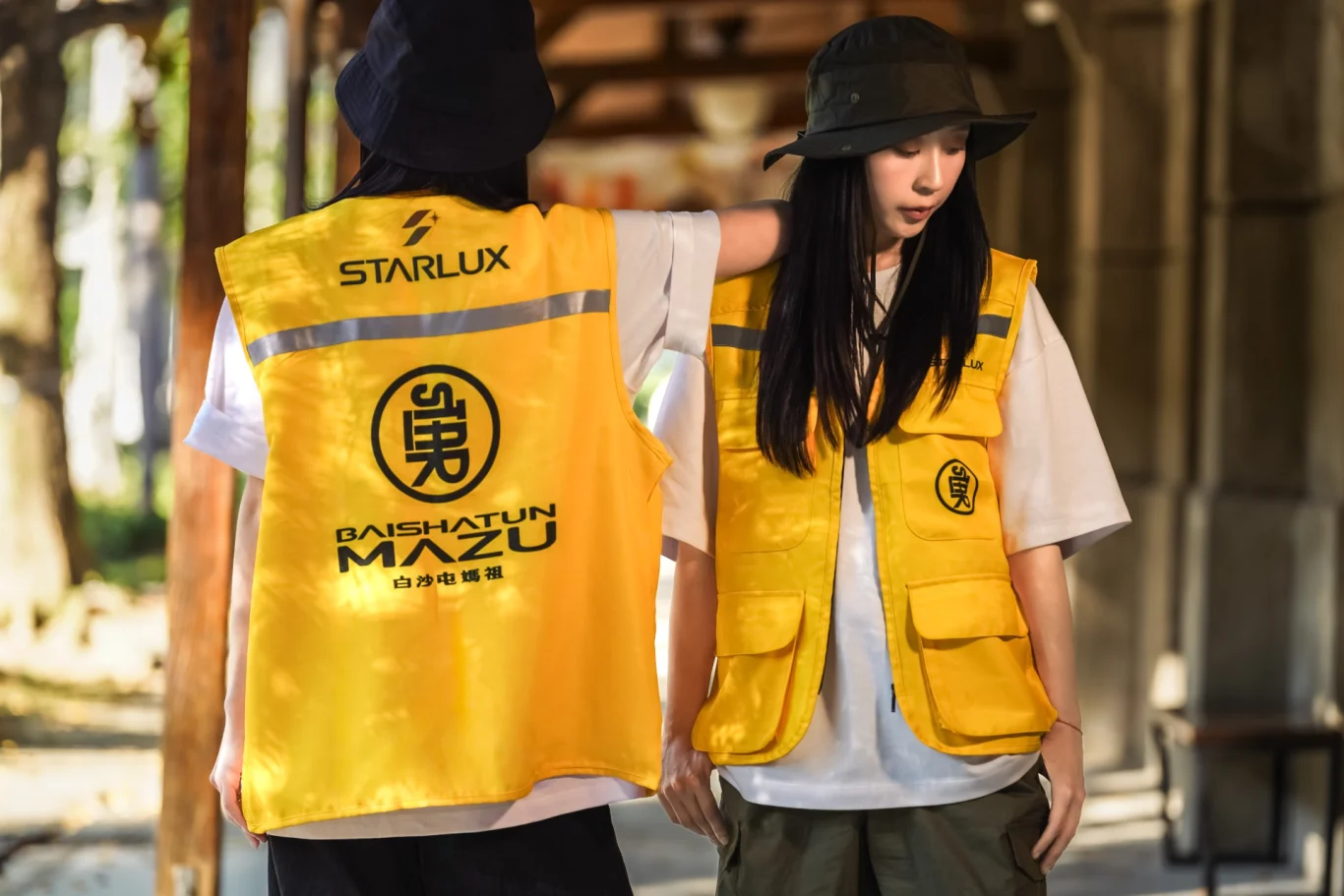 星宇航空二度聯手白沙屯媽祖 聯名商品再進化 公益巴士全面升級！ - 這裡胡說 JL TALKS