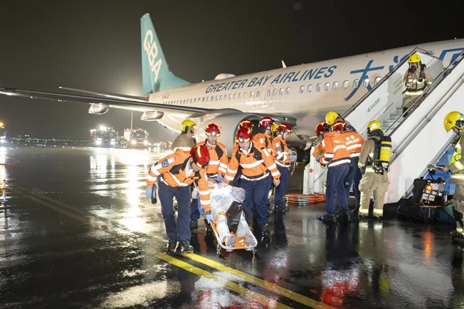 香港機場進行飛機事故及救援演習  測試緊急事故應變能力 - 這裡胡說 JL TALKS