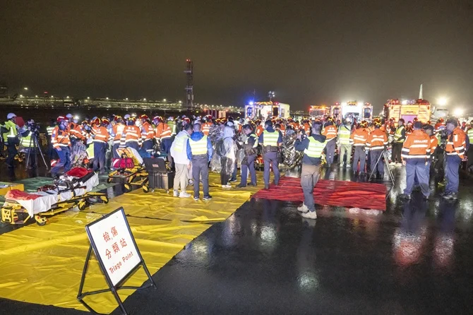 香港機場進行飛機事故及救援演習  測試緊急事故應變能力 - 這裡胡說 JL TALKS