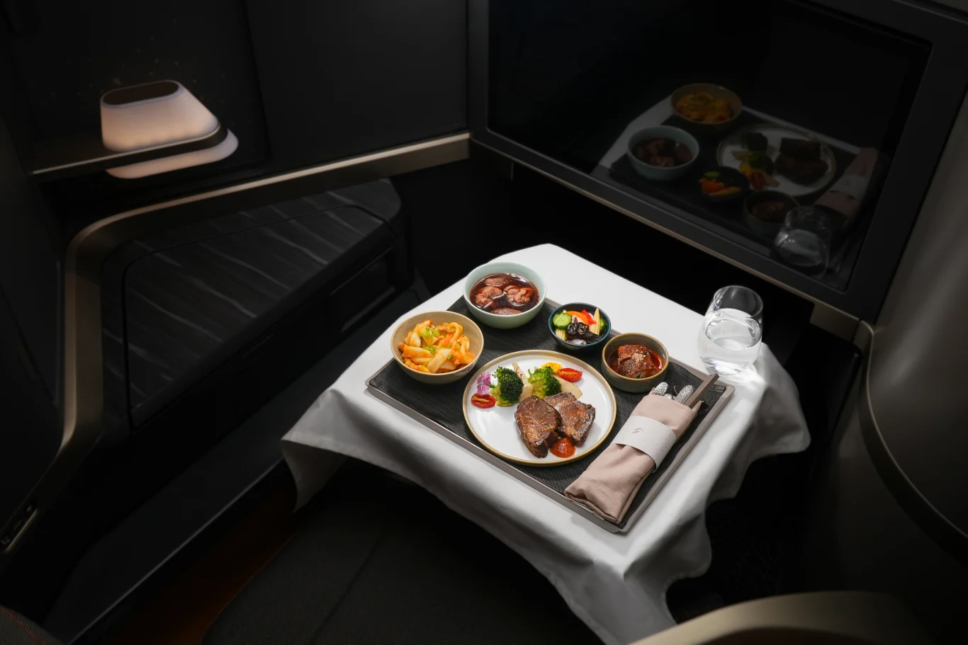 Airline Ratings 2026 星宇航空榮獲「最佳航空第五名」 「全球最佳機上餐飲」 - 這裡胡說 JL TALKS Airline Ratings 2026 星宇航空榮獲「最佳航空第五名」 「全球最佳機上餐飲」 - 這裡胡說 JL TALKS