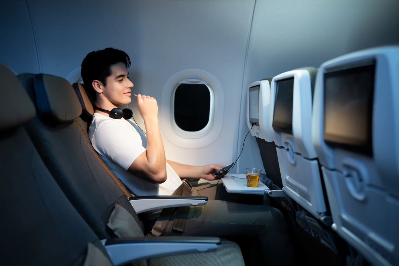 Airline Ratings 2026 星宇航空榮獲「最佳航空第五名」 「全球最佳機上餐飲」 - 這裡胡說 JL TALKS Airline Ratings 2026 星宇航空榮獲「最佳航空第五名」 「全球最佳機上餐飲」 - 這裡胡說 JL TALKS