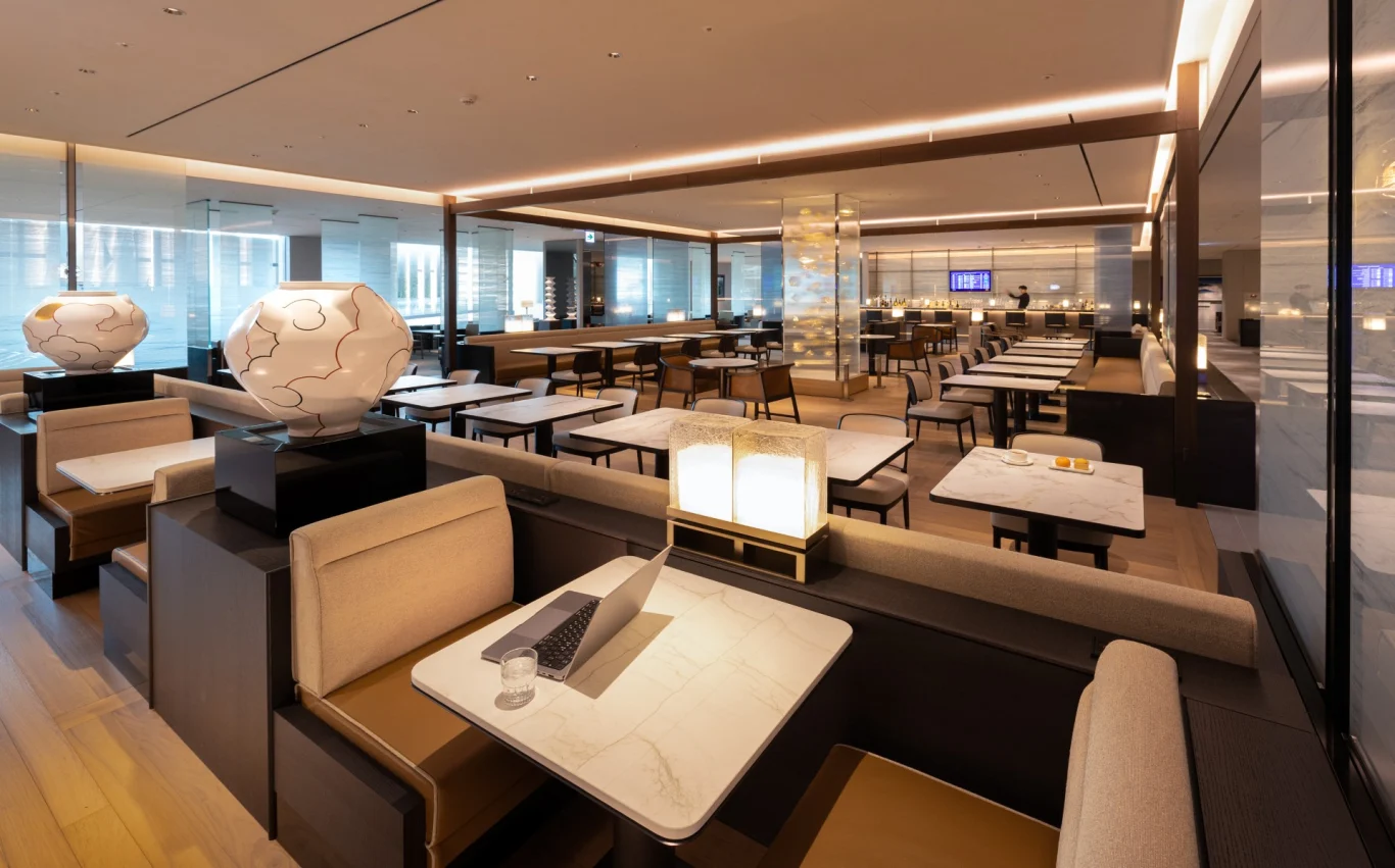 大韓航空揭曉仁川機場全新頭等艙與 Prestige 商務艙貴賓室：西側 Prestige 商務艙貴賓室：全面提升的空間容量與設計質感
