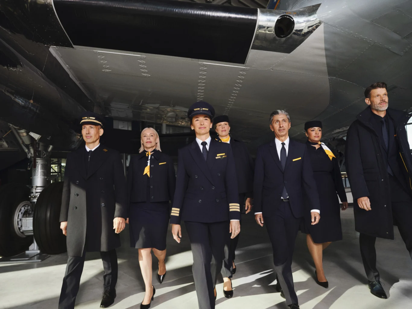 漢莎航空百年慶典：攜手 BOSS 推出全新優雅制服：傳遞品牌承諾與永續理念