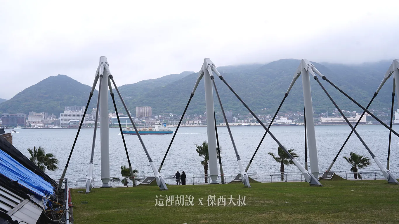 在樓頂看海也是很過癮的 在樓頂看海也是很過癮的