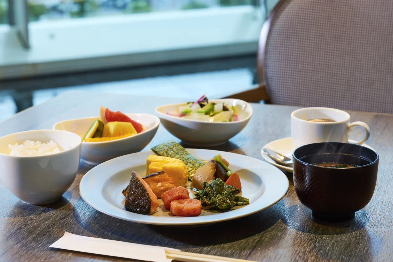 自助餐也提供豐富的日式料理