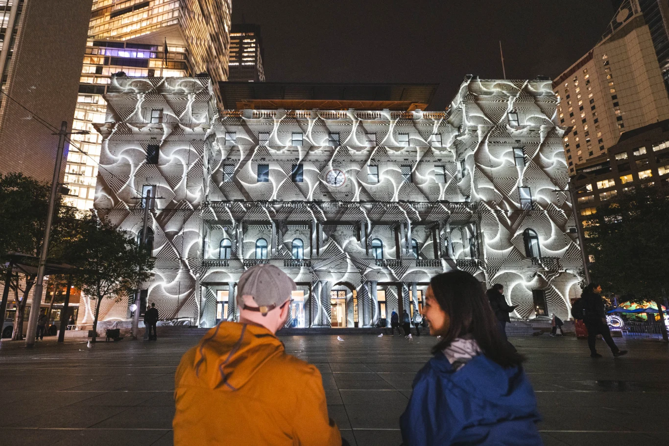 2026 年繽紛雪梨燈光音樂節盛大開幕 城市展現前所未有的耀眼光芒:首度打破創意限制 200 多場精彩活動點亮雪梨 2026 年繽紛雪梨燈光音樂節盛大開幕 城市展現前所未有的耀眼光芒:首度打破創意限制 200 多場精彩活動點亮雪梨