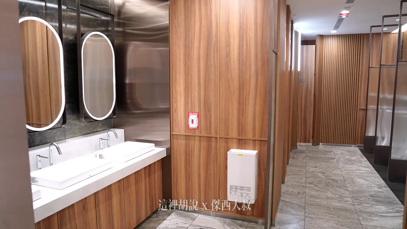 Bright and Spacious: The design is airy, with plenty of room for carry-on luggage and wheelchair maneuverability.