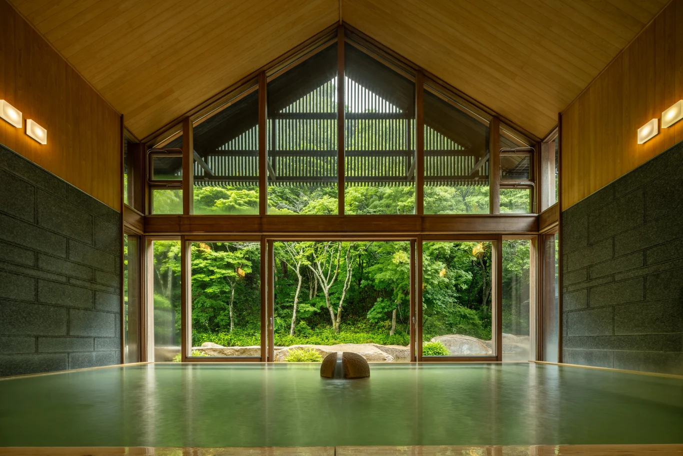 蜻蜓之湯內湯