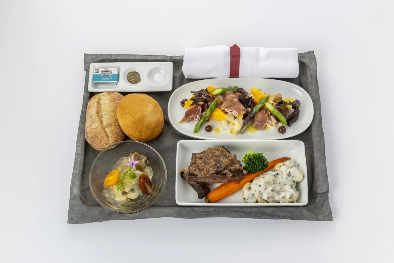 日本航空「JAL」夏季機上餐點全新亮相：6 月 1 日起國際線與國內線陸續供應 - 這裡胡說 JL TALKS