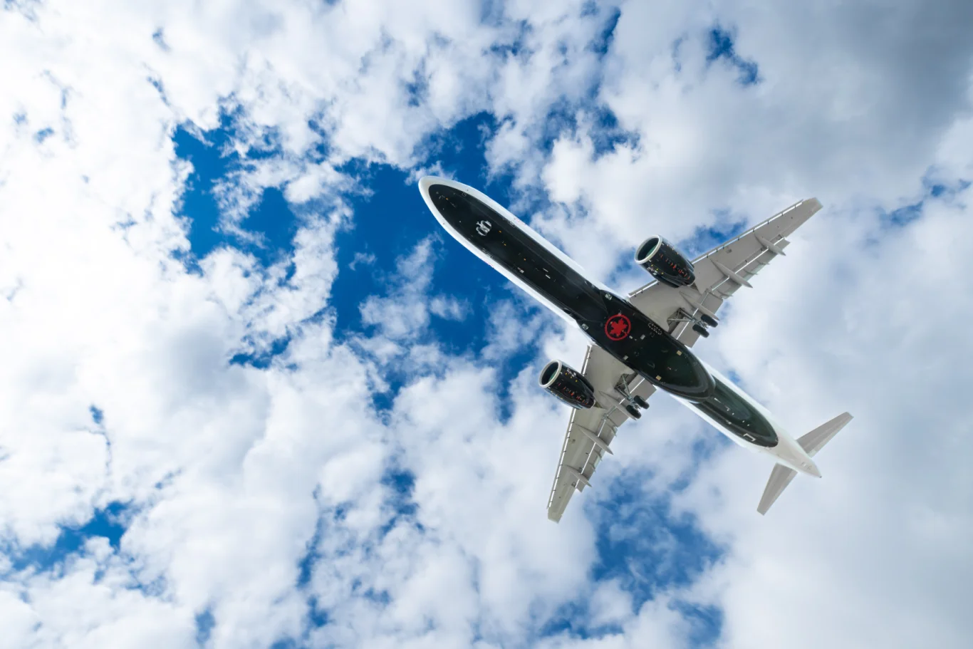 加拿大航空開啟「溫暖人心」新紀元：首架空中巴士 A321XLR 商業航班起飛：窄體客機全平躺座椅開拓全新國際航點