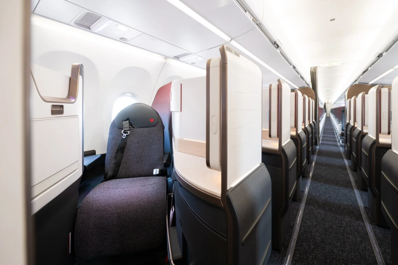 加拿大航空開啟「溫暖人心」新紀元：首架空中巴士 A321XLR 商業航班起飛：窄體客機全平躺座椅開拓全新國際航點