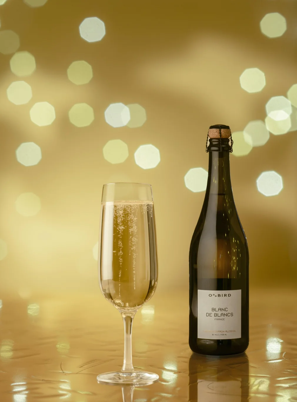 長榮航空機上服務用酒 獲得2026年國際權威Cellars in the Sky雙料金牌：創新無酒精氣泡酒引領健康永續趨勢