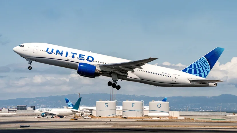 聯合航空首架橫跨大西洋寬體客機啟航 加速推廣Starlink Wi-Fi服務 - 這裡胡說 JL TALKS