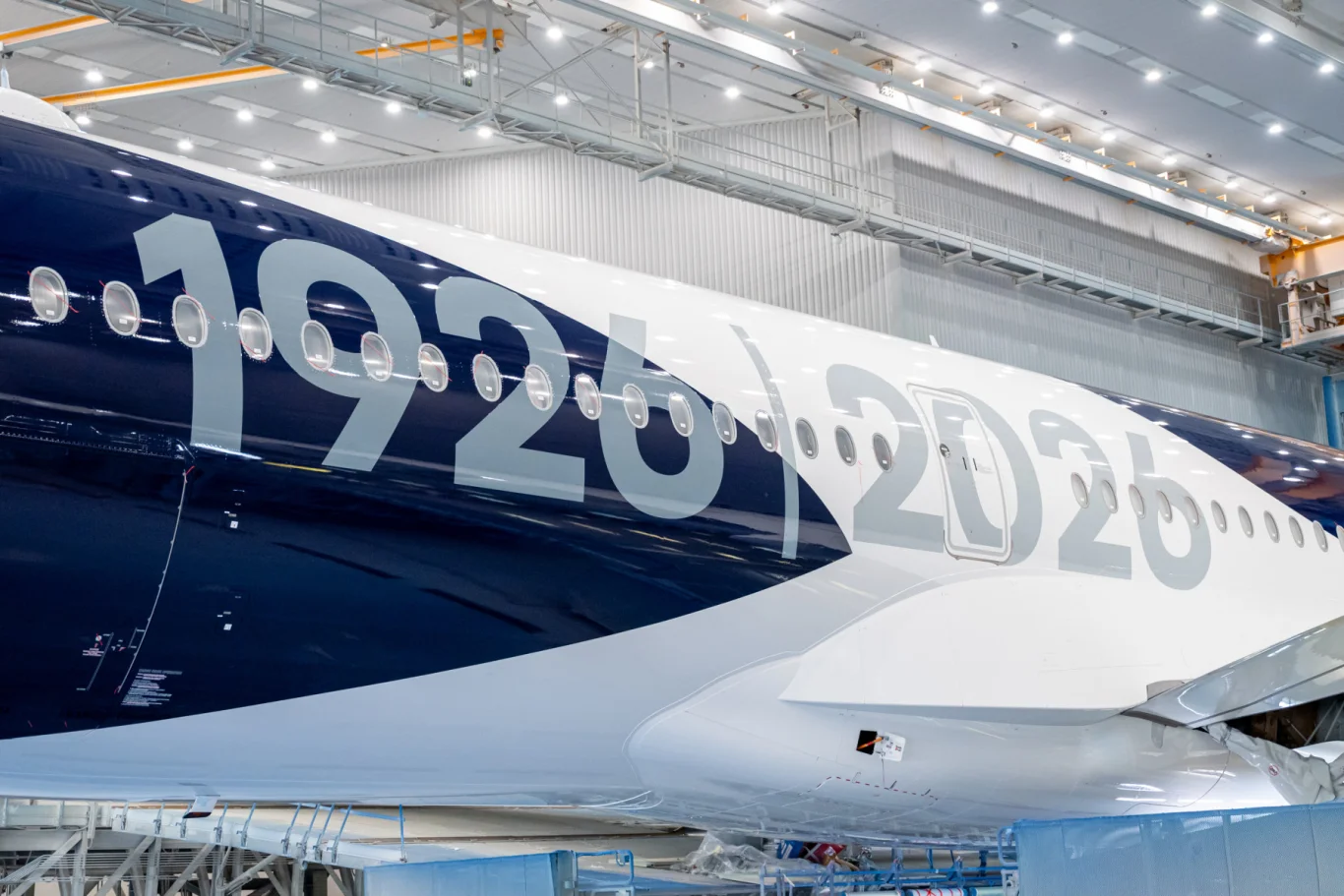 漢莎航空首架空中巴士 A350-1000 亮相，配備 100 週年特別塗裝 - 這裡胡說 JL TALKS