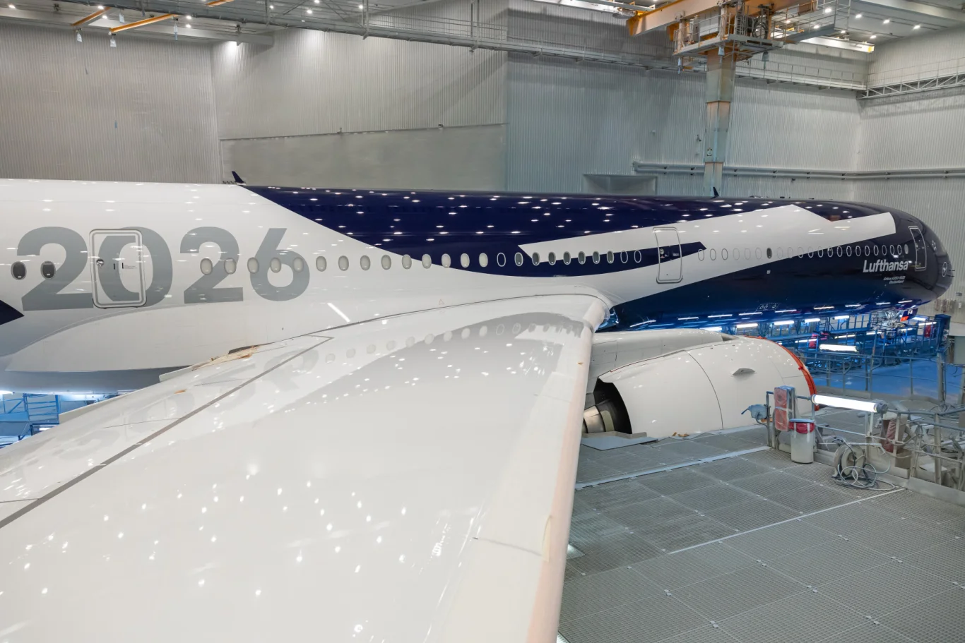漢莎航空首架空中巴士 A350-1000 亮相，配備 100 週年特別塗裝 - 這裡胡說 JL TALKS