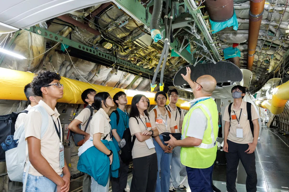 國泰「飛躍理想青年學院」80 名學員畢業 培育香港與中國大陸航空人才：跨越成都與香港的兩週沉浸式探索
