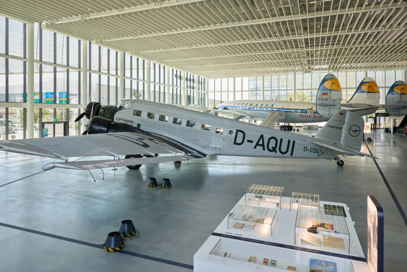 漢莎航空集團 Hangar One 訪客與會議中心 8 月 1 日正式開放參觀：兩架歷史名機展示與多功能活動空間