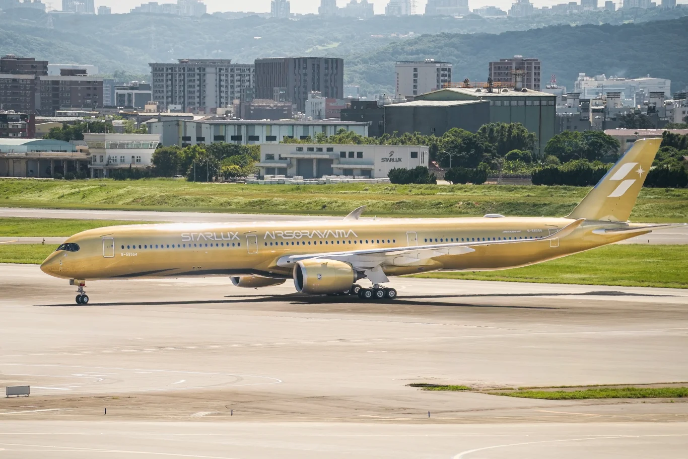 星宇航空「空山金」A350-1000抵台！8月20日首航東京成田 8月26日快閃曼谷、10月起三大航線定期飛航 - 這裡胡說 JL TALKS