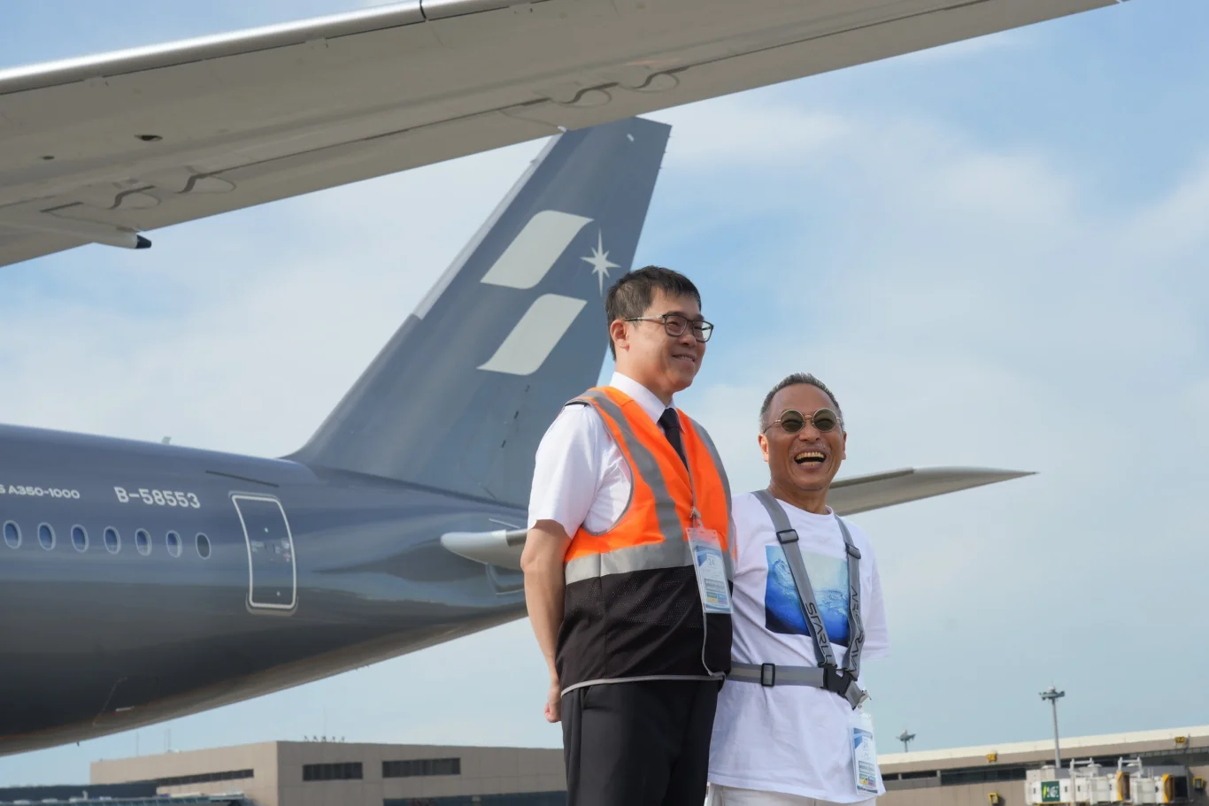 星宇航空空山基金銀雙機成田機場合體 10月1日上線 飛航東京.鳳凰城.布拉格 - 這裡胡說 JL TALKS 星宇航空空山基金銀雙機成田機場合體 10月1日上線 飛航東京.鳳凰城.布拉格 - 這裡胡說 JL TALKS