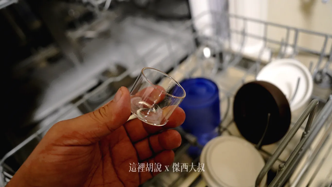 相見恨晚!TOSHIBA 為什麼傑西一個人會需要六人份的洗碗機!免額外水管 『都洗霸 XL 』:強力洗模式示範 相見恨晚!TOSHIBA 為什麼傑西一個人會需要六人份的洗碗機!免額外水管 『都洗霸 XL 』:強力洗模式示範
