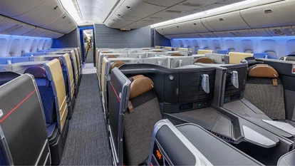 美國航空波音777-300ER新艙亮相 70席套房商務艙取代頭等艙 - 這裡胡說 JL TALKS