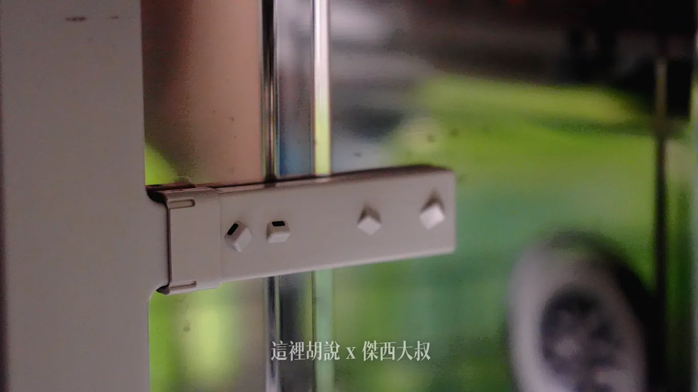 中間的噴水頭 中間的噴水頭