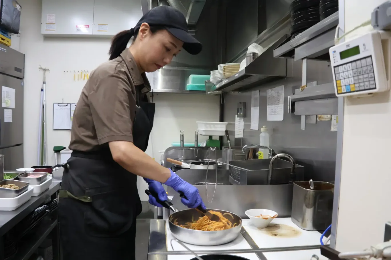 中部國際機場推動飲食多樣性認證 約30家店鋪引進逾百款素食與清真友善餐點伴手禮：專業機構監修並歷經七個月研發