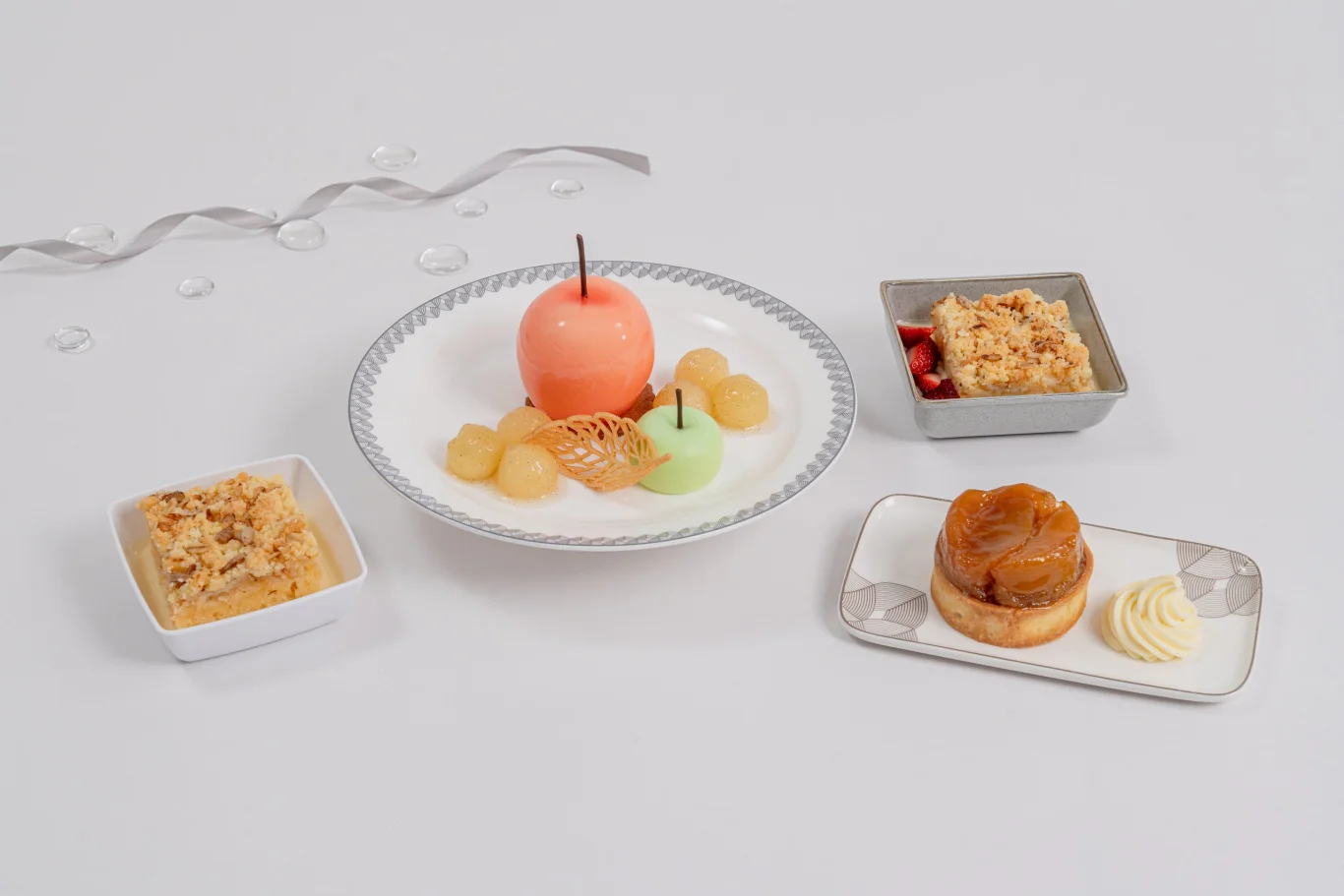 各艙等蘋果塔（Apple Tart Across Cabin Classes）