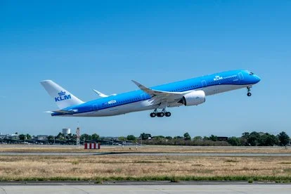 荷蘭皇家航空接收首架A350-900客機 展開長程機隊更新 - 這裡胡說 JL TALKS