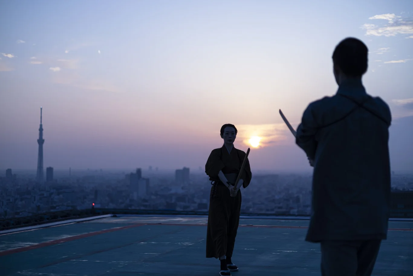 虹夕諾雅東京推冬日風雅住宿 享 160 米屋頂劍道晨練與屋台熱清酒：地上 160 公尺屋頂劍道晨練 俯瞰市景搭配大手町晨湯