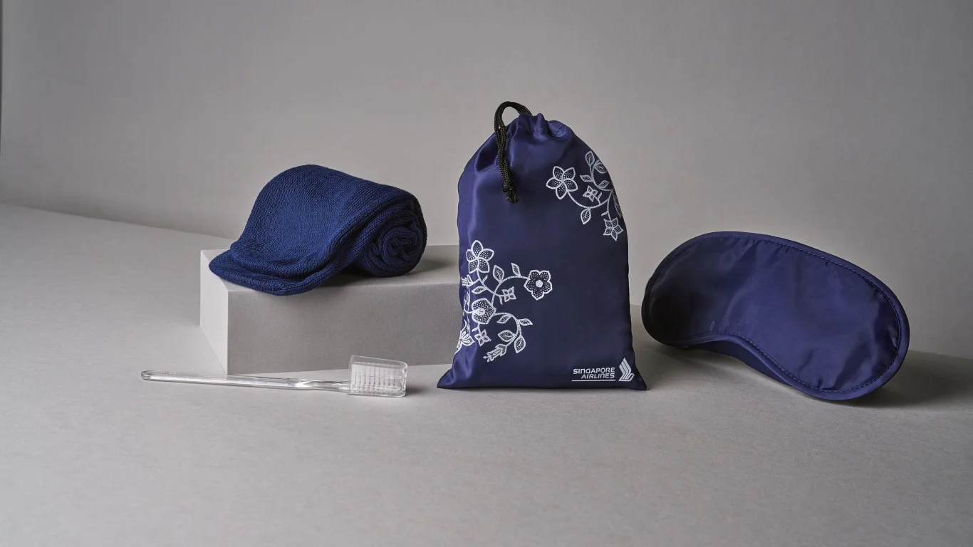 經濟艙過夜包(Economy Class Amenity Kit) 經濟艙過夜包(Economy Class Amenity Kit)