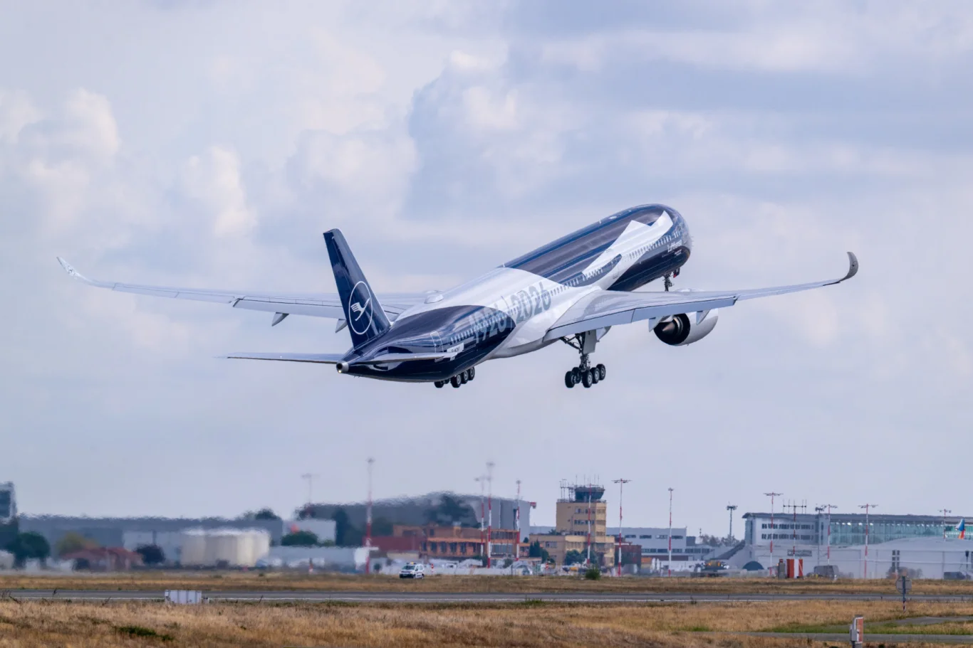 漢莎航空首架A350-1000亮相!12月首航慕尼黑-東京羽田 - 這裡胡說 JL TALKS 漢莎航空首架A350-1000亮相!12月首航慕尼黑-東京羽田 - 這裡胡說 JL TALKS